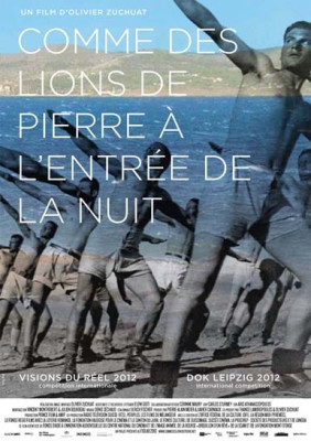 Comme des lions de pierre à l’entrée de la nuit